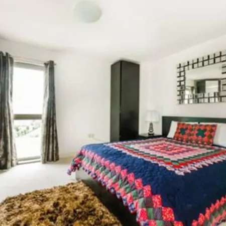Luxury 2 Bedroom Apartment In Central London With Free Parking Exterior photo